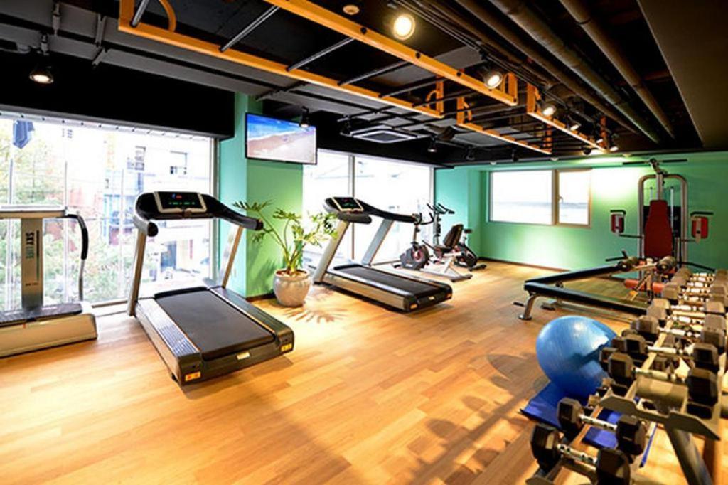 Afirst Hotel Myeongdong Сеул Экстерьер фото